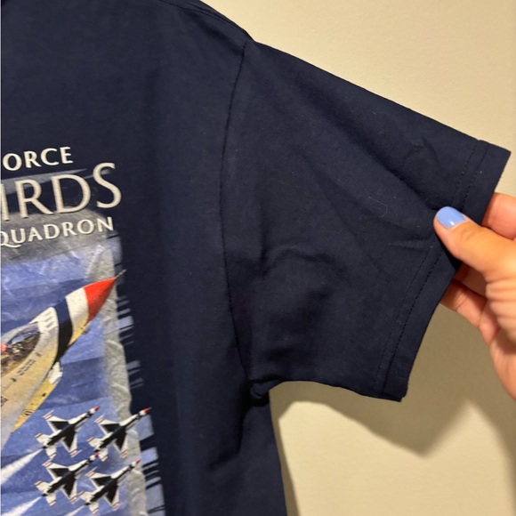 Unisex USA Thunderbirds Short Sleeve Tshirt - Size Large NWOT bought at air show - Picture 2 of 9